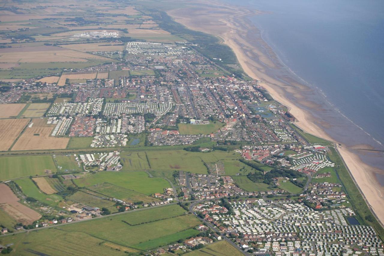 8 Berth Caravan With Free Wifi At Heacham Holiday Park In Norfolk Ref 21008E Ngoại thất bức ảnh