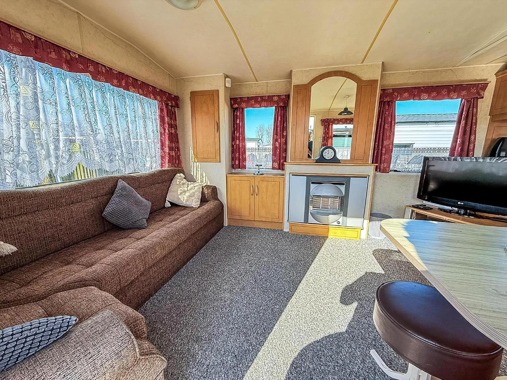 8 Berth Caravan With Free Wifi At Heacham Holiday Park In Norfolk Ref 21008E Ngoại thất bức ảnh