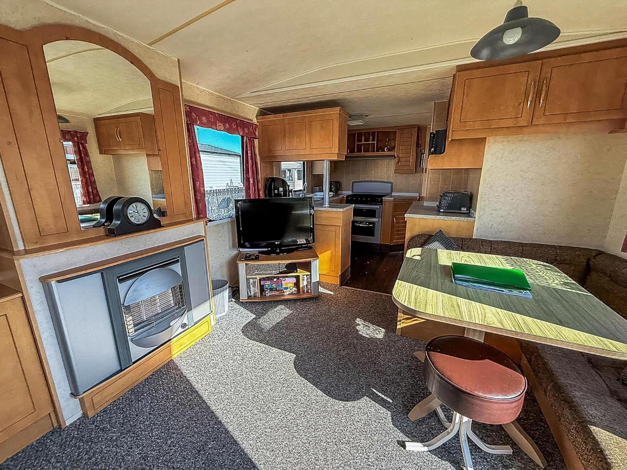8 Berth Caravan With Free Wifi At Heacham Holiday Park In Norfolk Ref 21008E Ngoại thất bức ảnh